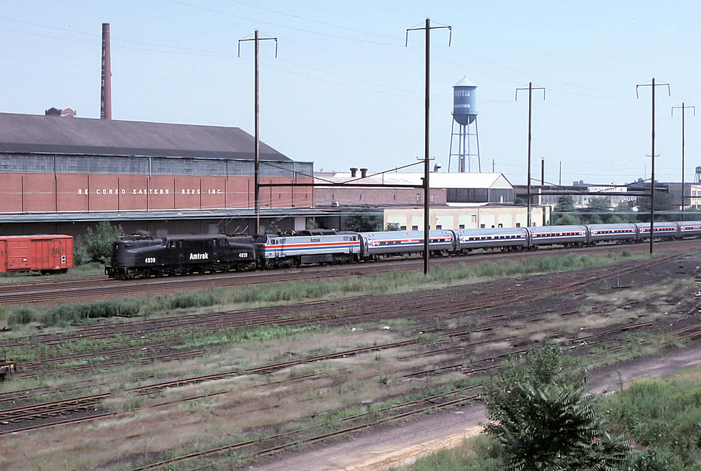 Amtrak 4939, North Philadelphia, PA Shot from the parking … Flickr