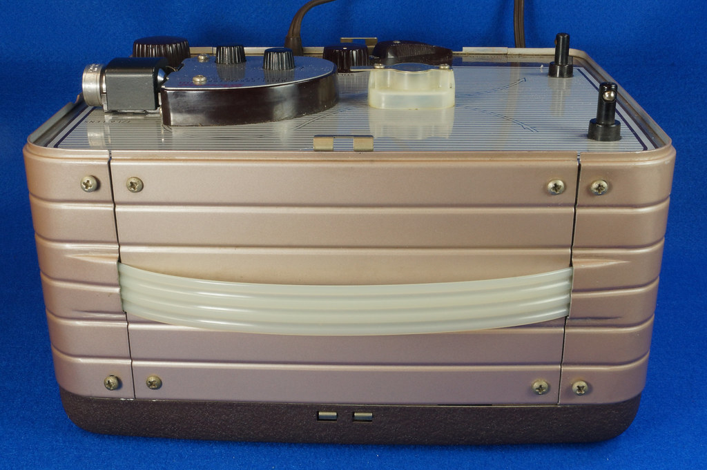 RD8227 VINTAGE EASTMAN KODAK BROWNIE 300 8MM MOVIE PROJECTâ€¦ Flickr