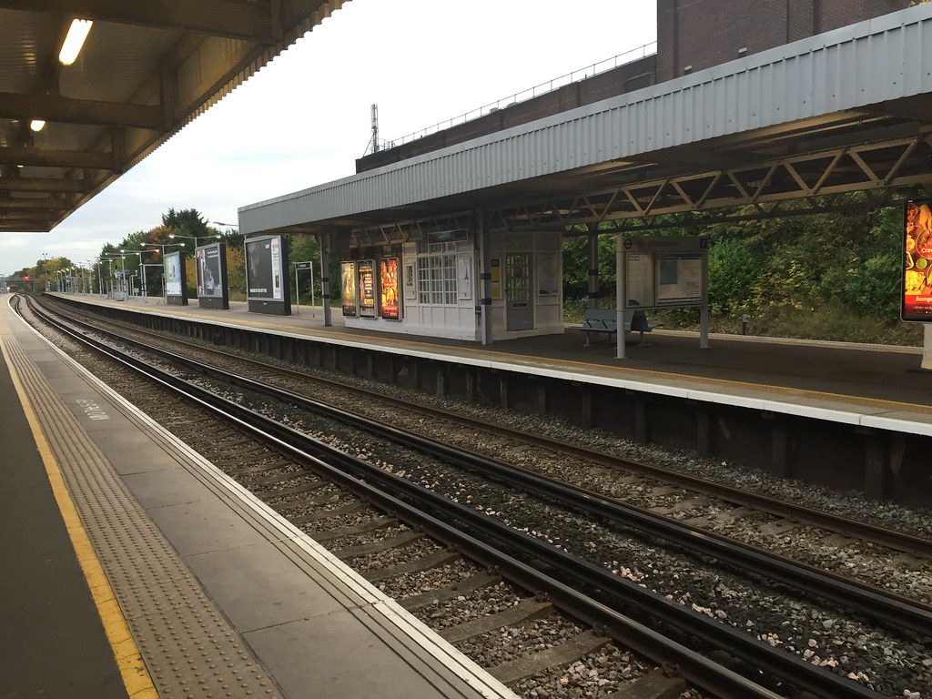 Petts Wood railway station London Railway stations Flickr