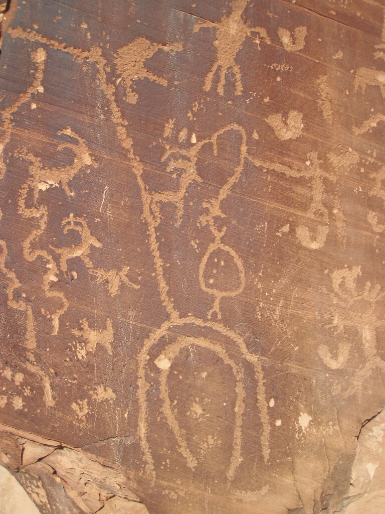 Indian petroglyphs (Kane Creek Road, southwest of Moab, Utah, USA) 4