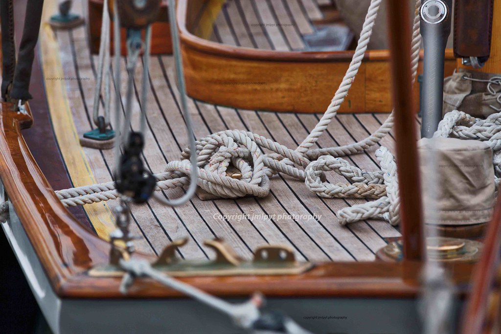 Rope tighten on Cleat. Hawser. Sailing Yacht. Sailing boat… Flickr