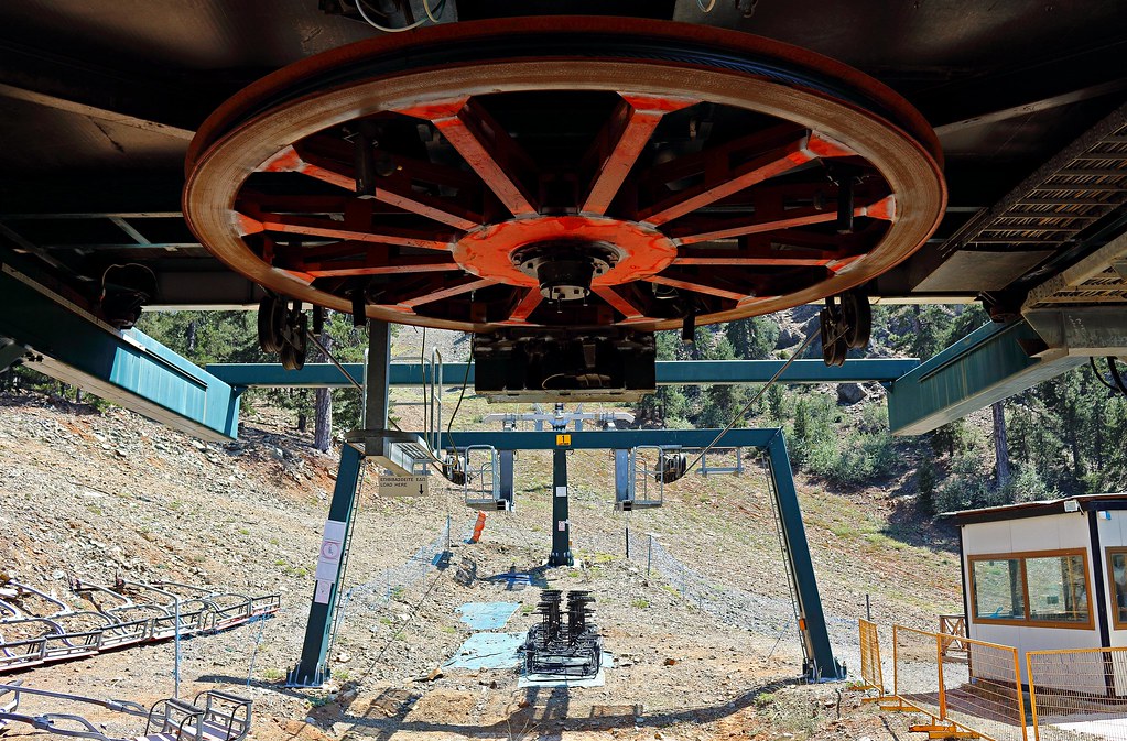 Ski lift in summer iain robinson Flickr