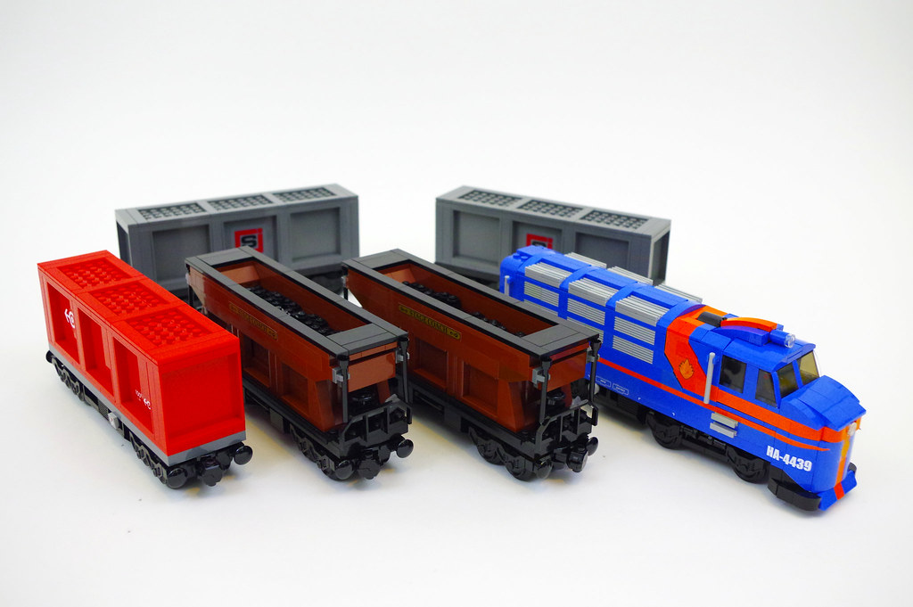LEGO Cargo Train I rebuilt the hopper car from the LEGO 60… Flickr