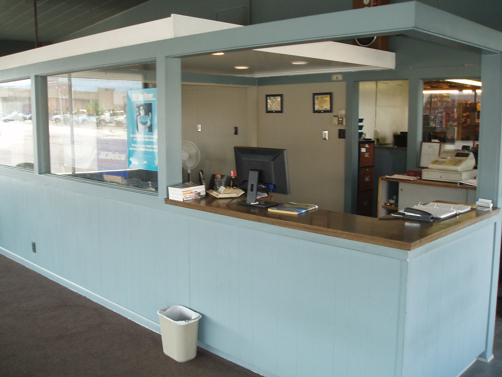The front shop customer view Anaconda Automotive Flickr