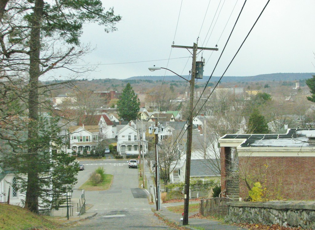A KINGSTON NY STREET IN NOV 2016 A look down Wynkoop place… Flickr
