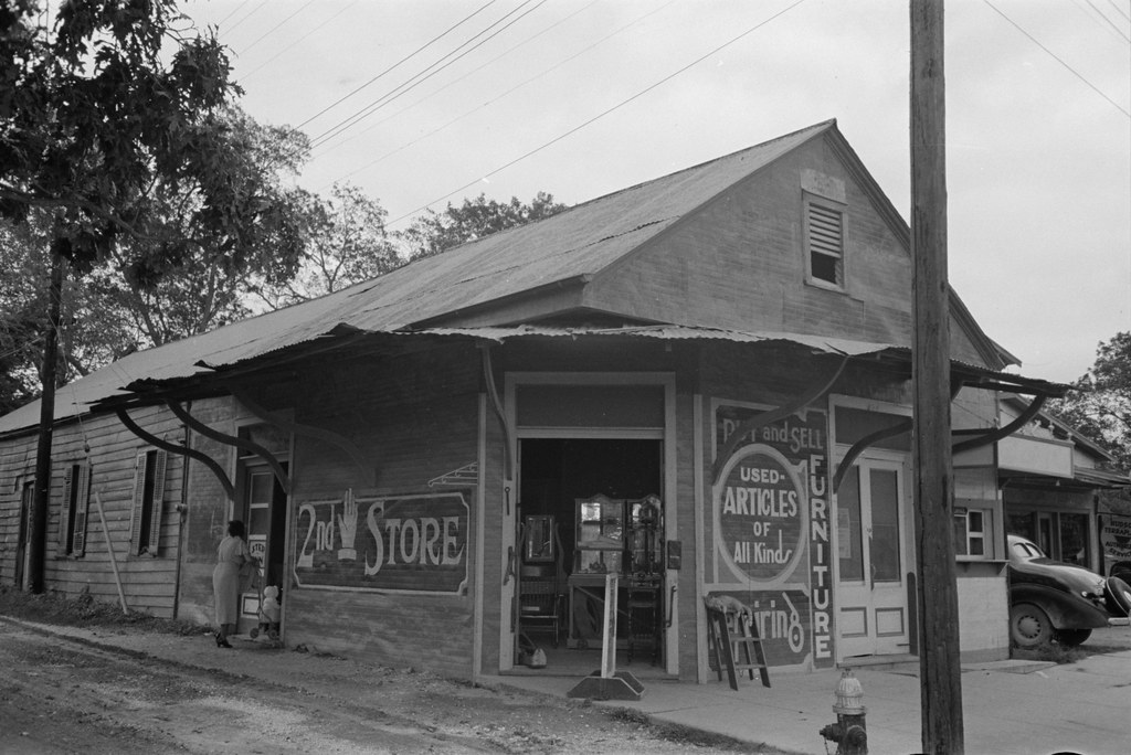 Secondhand store, City, Louisiana, 1938 Alan Johnston Flickr