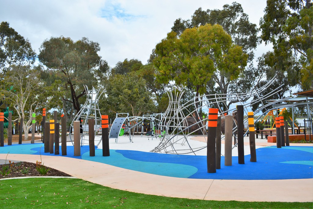 Bibra Lake Regional Playground The 7,000m2 fenced park is … Flickr