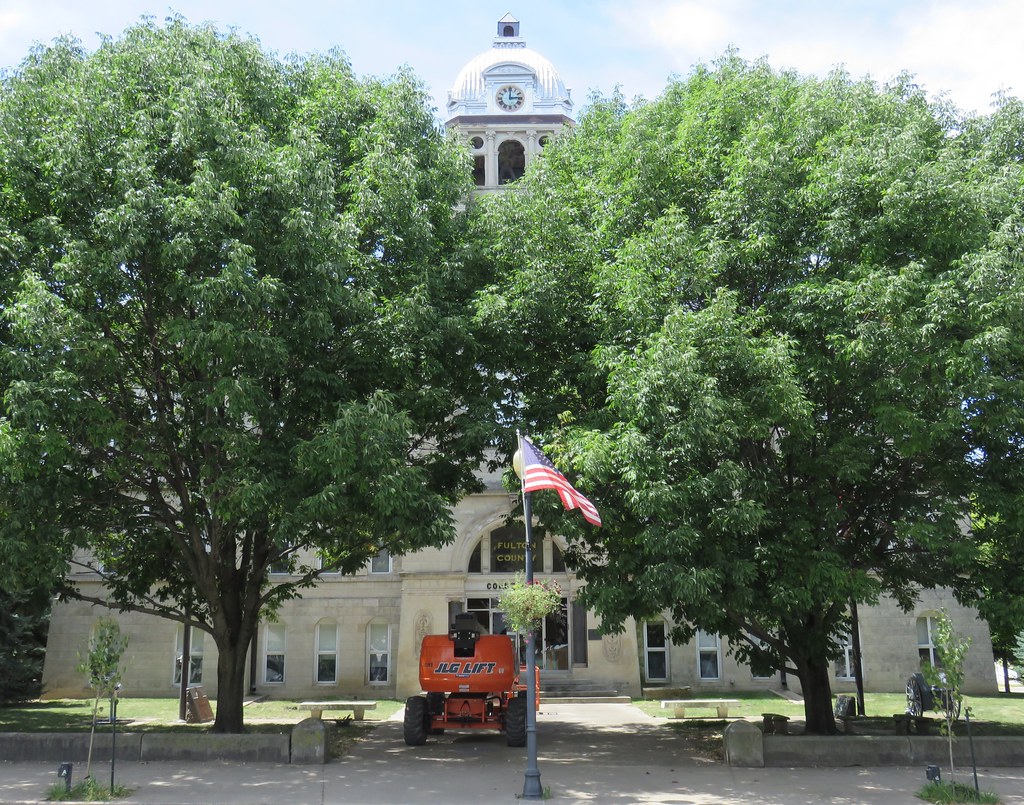 Fulton County Courthouse (Lewistown, Illinois) Fulton Coun… Flickr