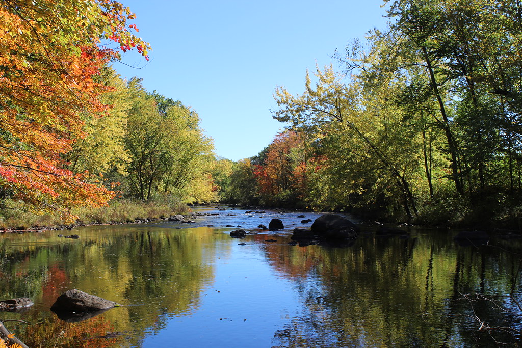 Elevation of River Rd, Weare, NH, USA Topographic Map Altitude Map