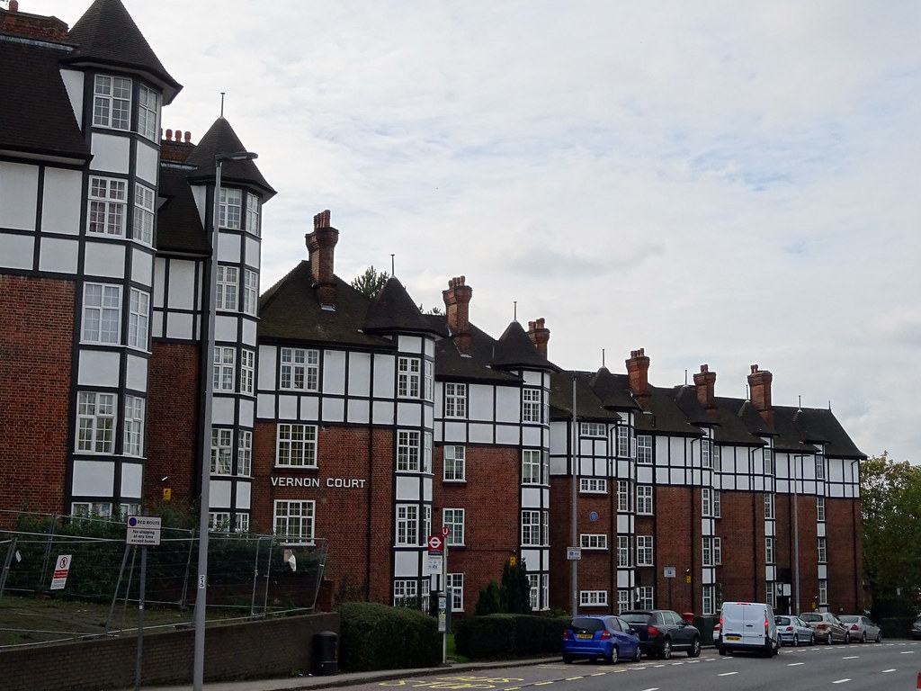 Amy Johnson Vernon Court Hendon Way Cricklewood NW2 2PE … Flickr