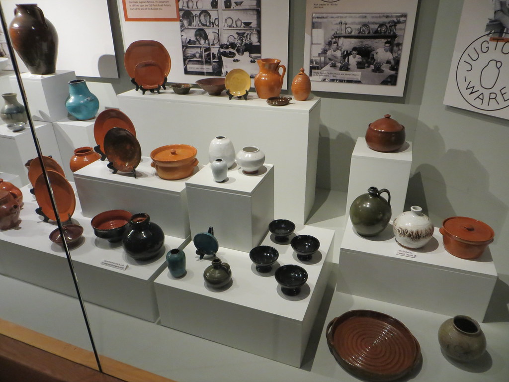 Jugtown pottery Jugtown pottery, Greensboro Historical Mus… Flickr