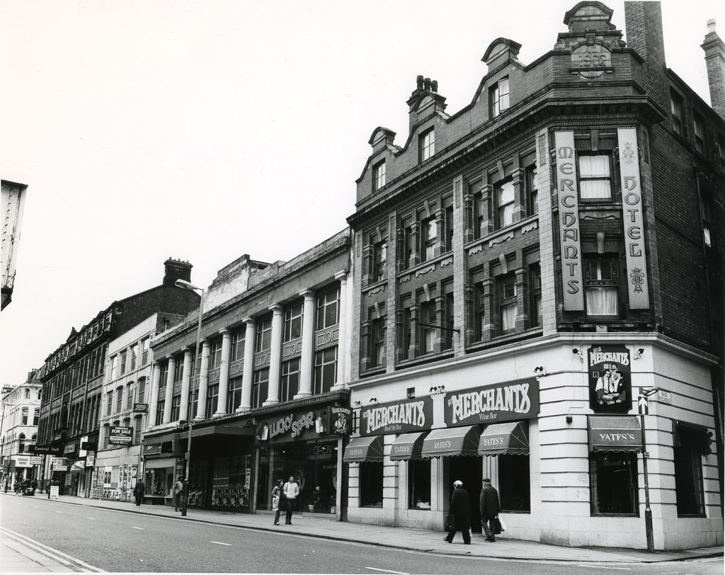 Oldham Street, 1985 GB127.M850/3/2/m95003 Manchester Archives+ Flickr