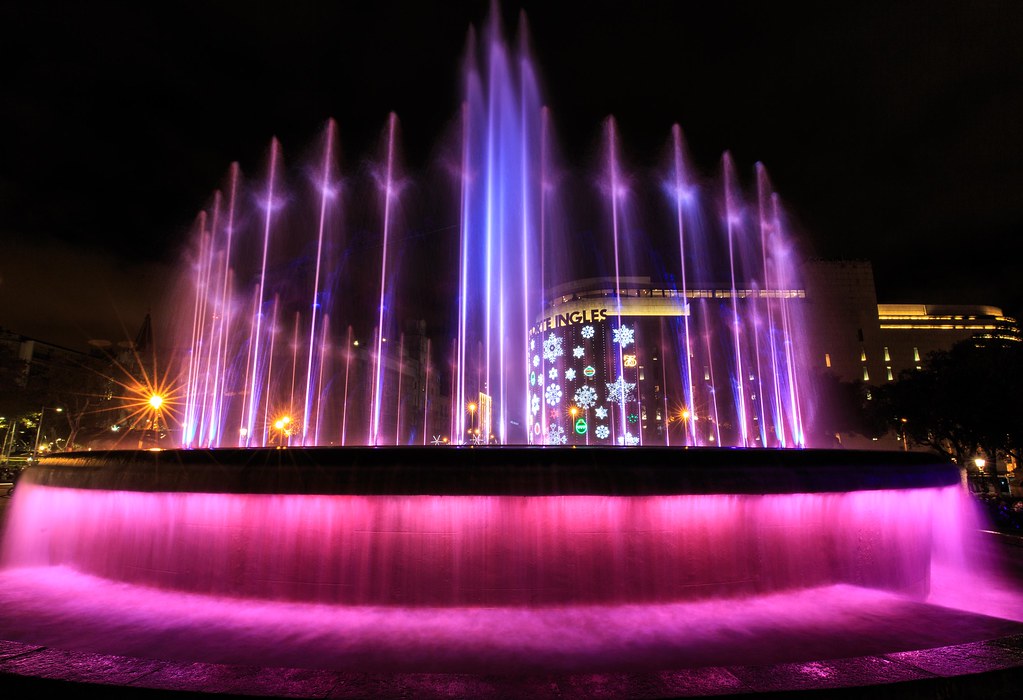 Coloured Fountain in Plaza Caraluña, Barcelona Miguel De Rivas Pie