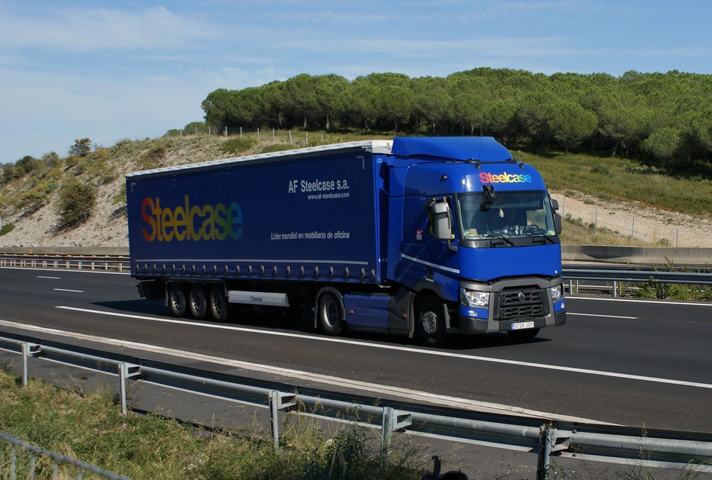 Steelcase (SP) NotrucksNolife Flickr