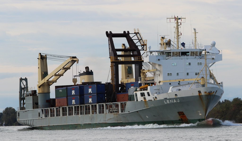 Lena J Lena J is upbound in the Amherstburg Channel for Bu… Flickr