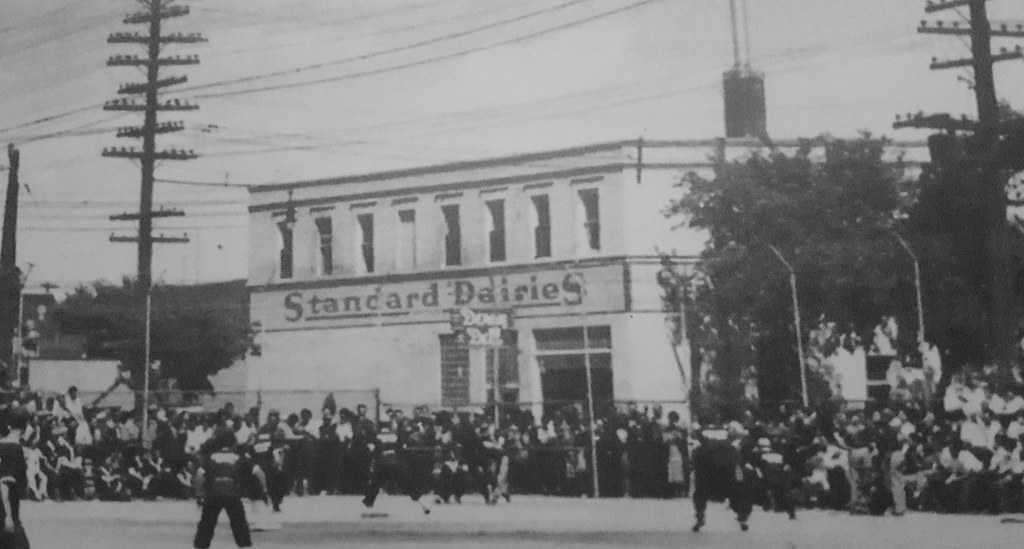 The Dairy Dell and Standard Dairies on Salter St. and Flor… Flickr