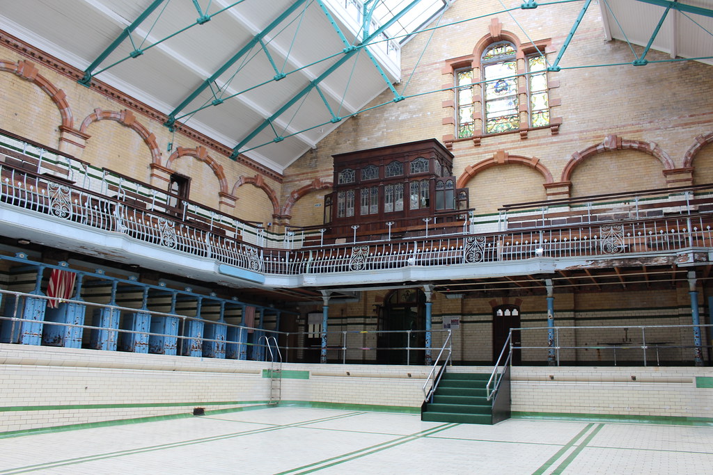 IMG_1529 Victoria Baths, Manchester Victoria Baths is a Gr… Flickr