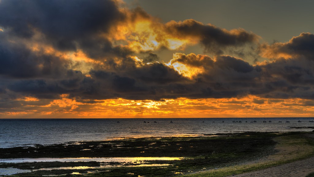 Oléron (Olr Y14_3382 tm) Coucher de soleil sur la côte