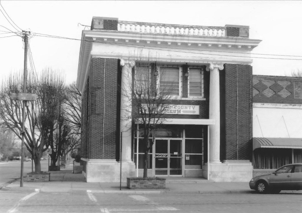 060003921 Farmers National Bank(06000392) 100 N. Main St… Flickr