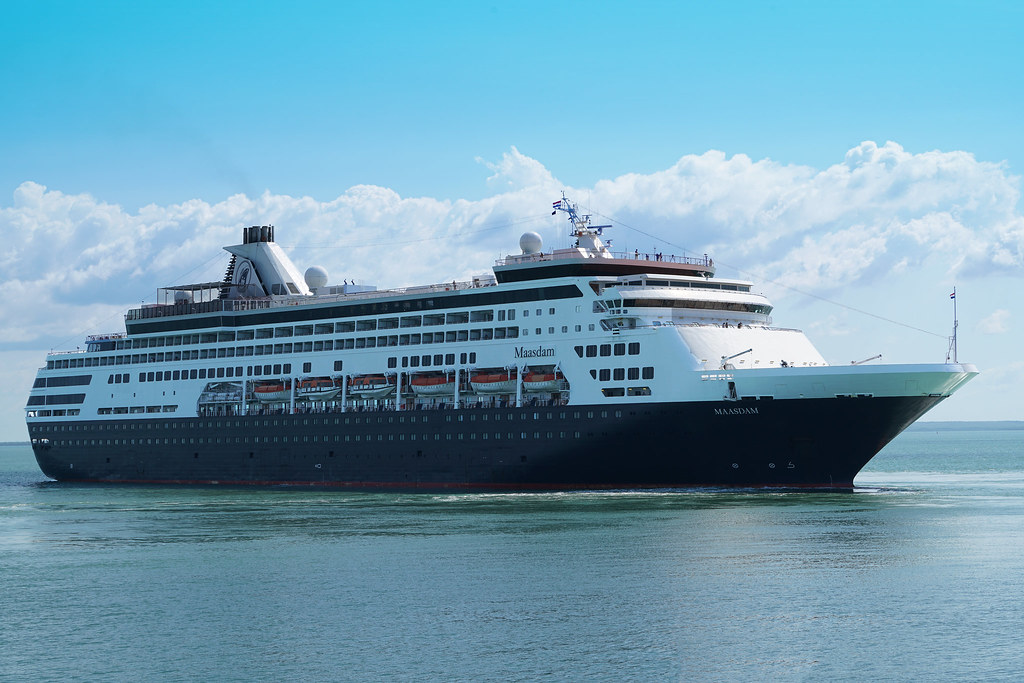 MS MAASDAM MS Maasdam is a Holland America cruise ship nam… Flickr