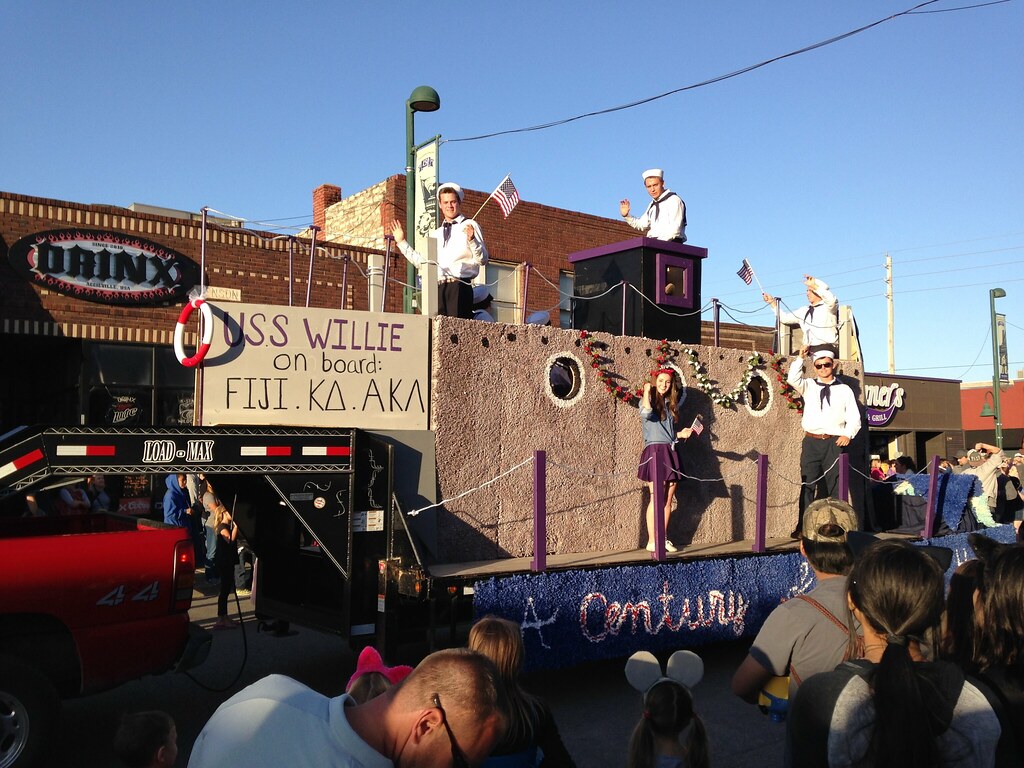 KState Parade 2015 Brian Hough Flickr