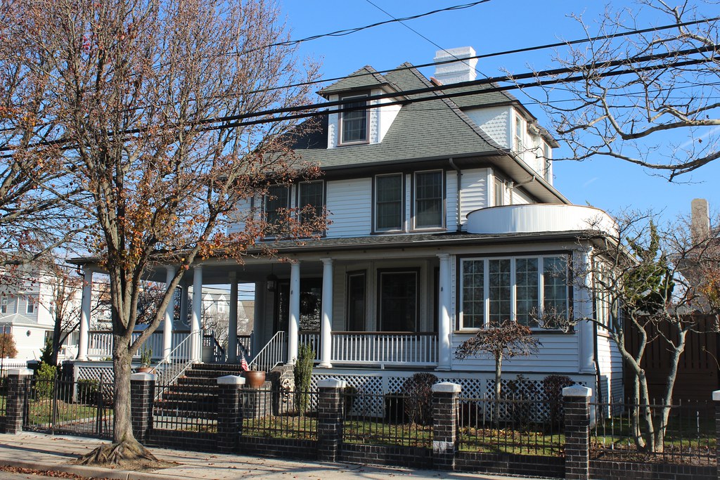 196 Beach 131st St., Belle Harbor Colonial Revival House (… Flickr