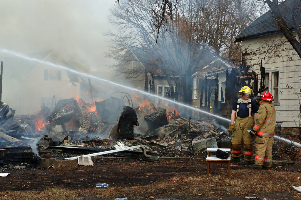 Three House Fire Thanksgiving 2015 473e Flickr