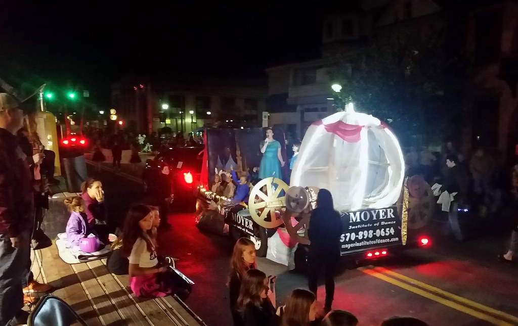 2015213 Selinsgrove's annual Halloween Parade was held Tu… Flickr