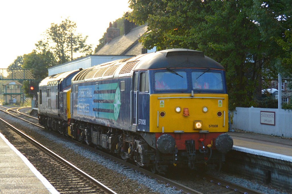 57008/37422 Wymondham 01/10/15 0Z80 1300 Oakham to Norwi… Flickr