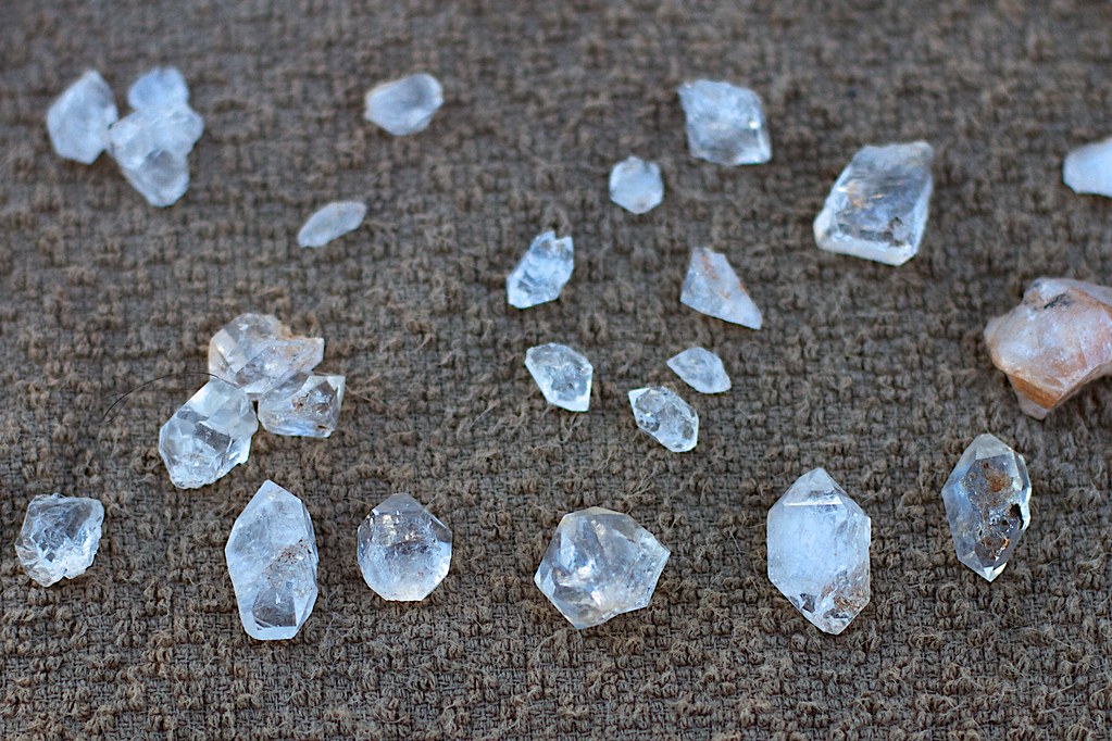 Arizona "Diamonds" The clear quartz crystal type Alan Levine Flickr