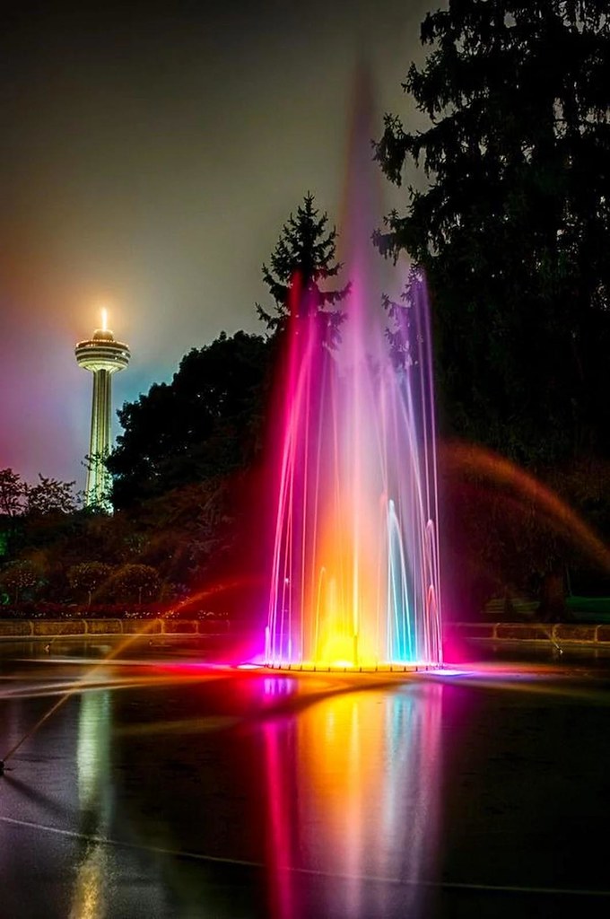 Fountain in Victoria Park, Niagara Falls, Abdoulhamide Mohamadmalik