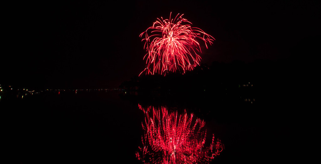 Delafield Fireworks 2015 Ray Flickr