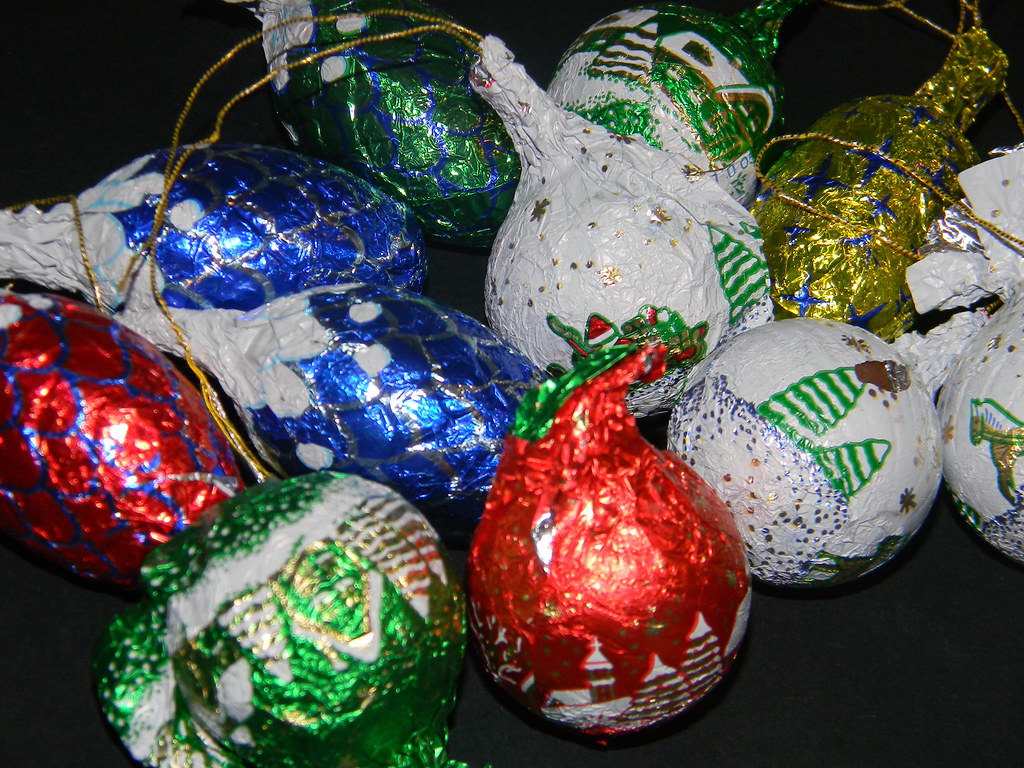 Foil Wrapped Chocolate Christmas Ornaments colourful foil covered chocolate christmas tree decoration… Flickr