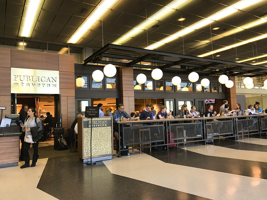 Publican Tavern at ORD Terminal 3 Publican Tavern, ORD Ter… Flickr