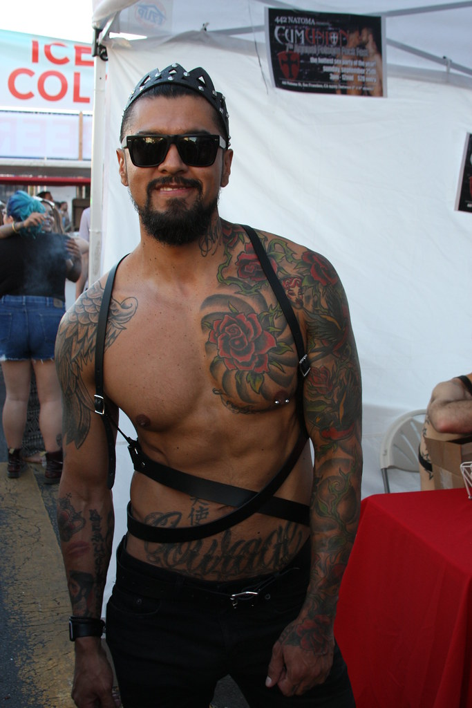 HELLA HOT TATTOOED MUSCLE 'GAY PORN STAR' ! FOLSOM STREET … | Flickr