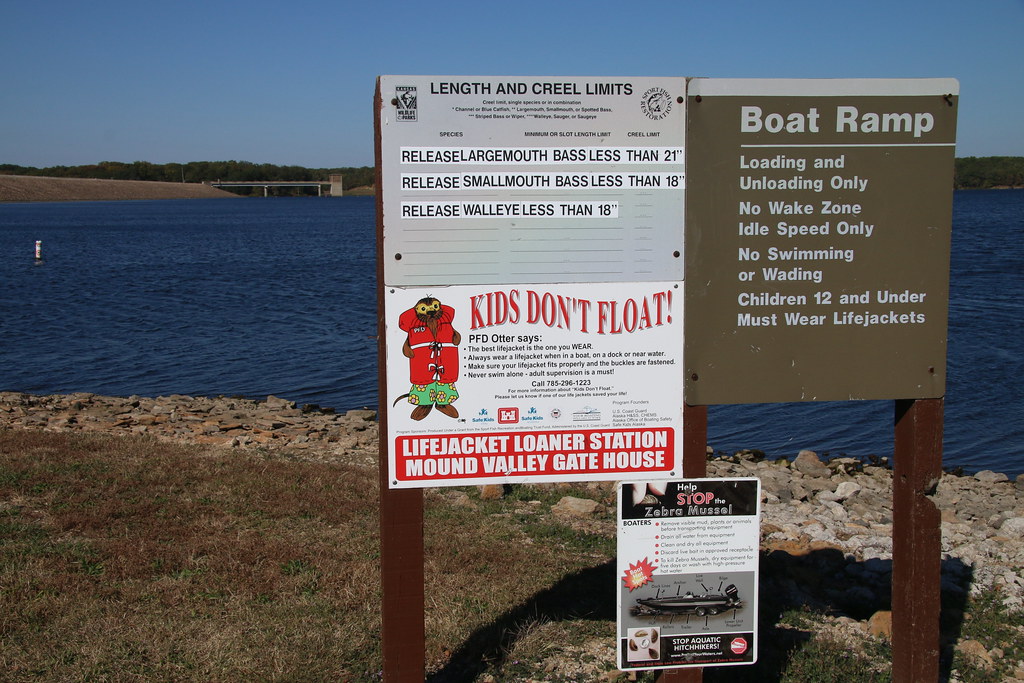 Big Hill Lake, Kansas Fall 2015 151019 PC to… Flickr