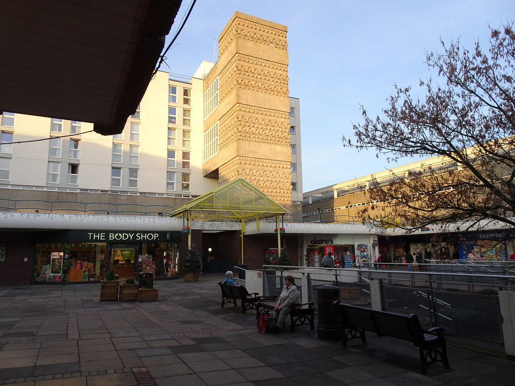 Monmouth Square, Cwmbran 14 December 2016 Monmouth Square … Flickr