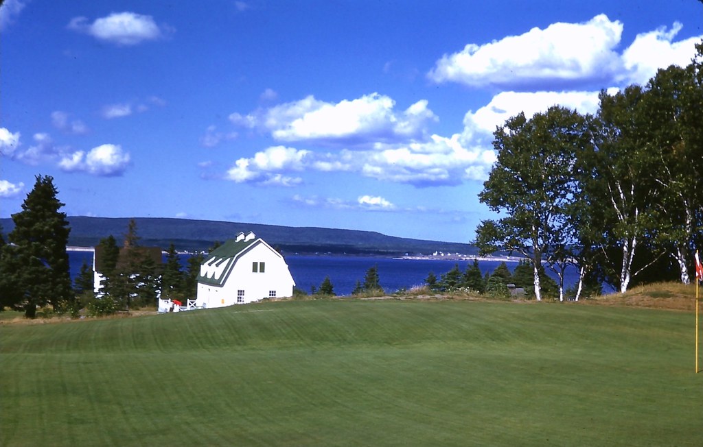 Ingonish 1947 59 K5817 Ingonish, NS Keltic Lodge go… Flickr