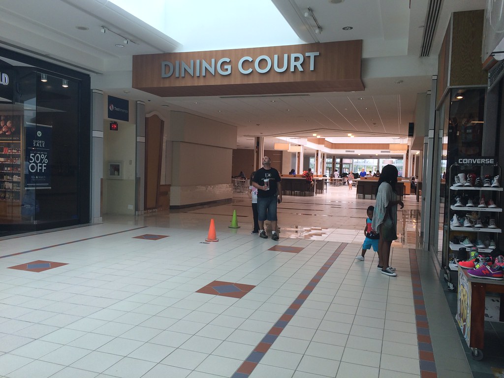 Moorestown Mall Moorestown, NJ Mike Kalasnik Flickr