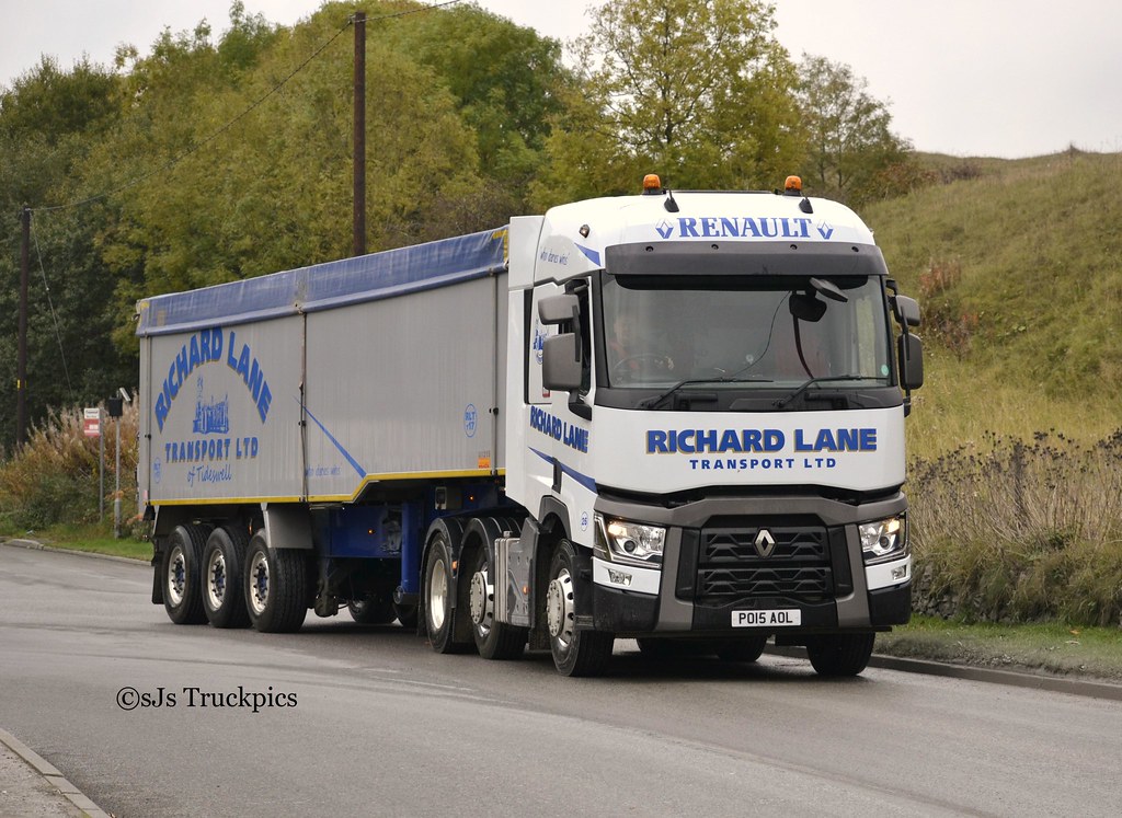 Renault Range,Richard Lane Transport Ltd. SteveJeffsson Flickr
