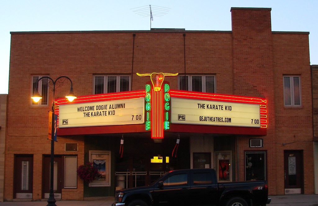 Dogie Newcastle, WY16 Seth Gaines Flickr