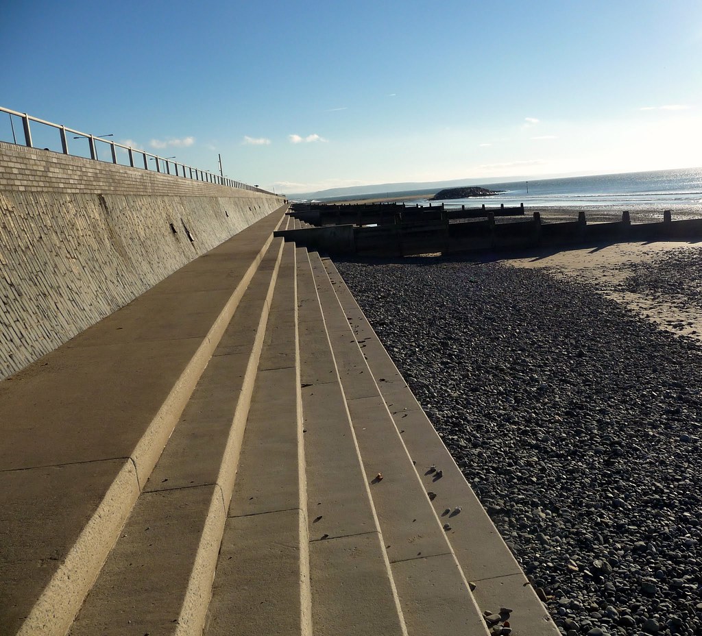 Tywyn Seafront Wales TREVOR HANDS Flickr