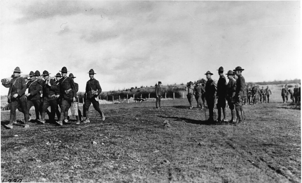 Machine Gun Drill 19171918 Major Cooper Winn, commander… Flickr