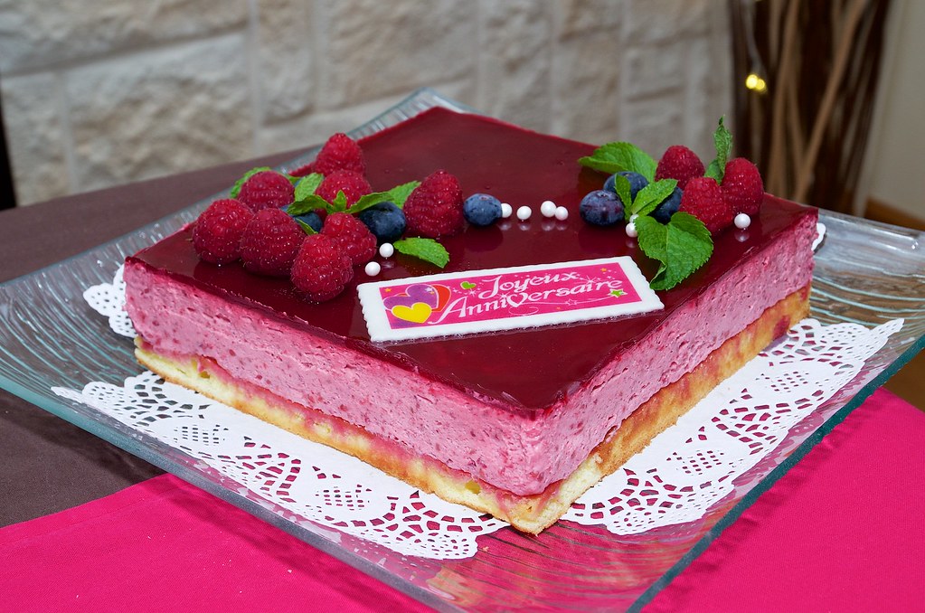 Bavarois Framboise Base génoise au citron vert, mousse fra… Flickr