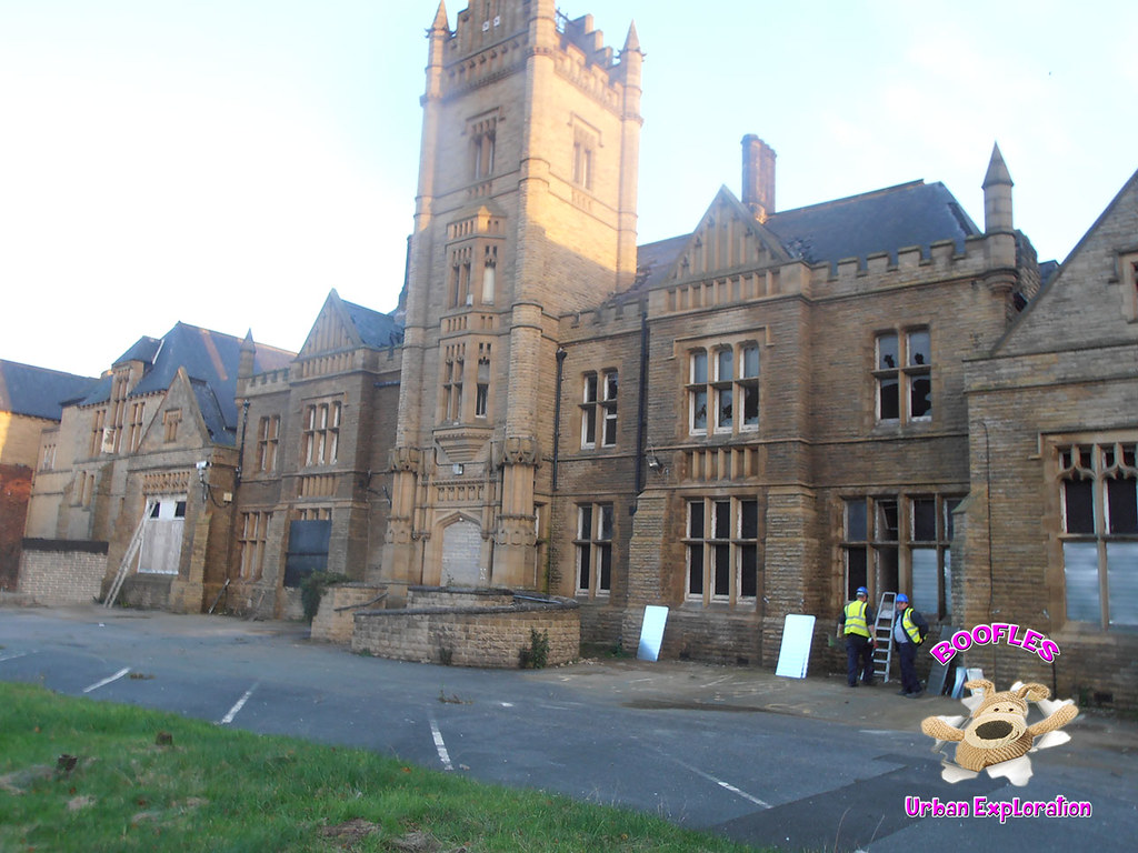 Clayton Hospital Wakefield Nov 2015 Flickr