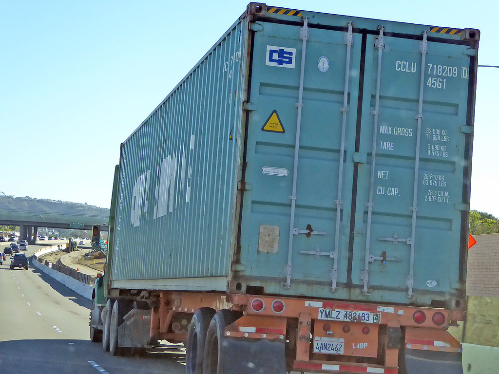 Cargo Container Hauler 121215 (4) David Valenzuela Flickr