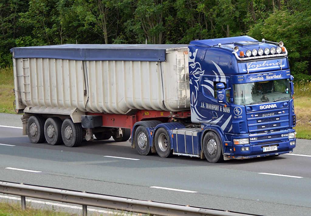 J.S.Transport X161EEP A1(M) Bramham 09/07/2015 Flickr