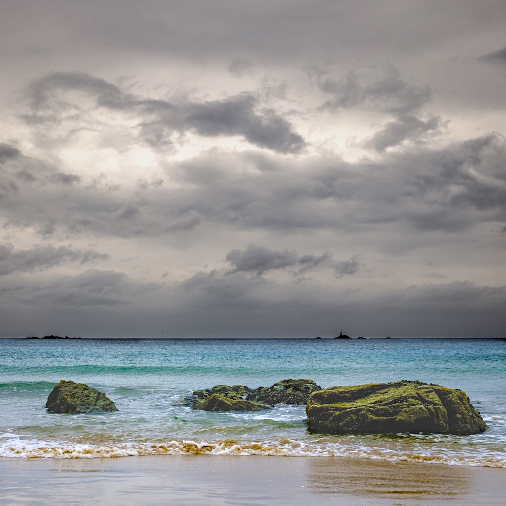 inexorably La marée monte inexorablement sur la plage de S… Flickr