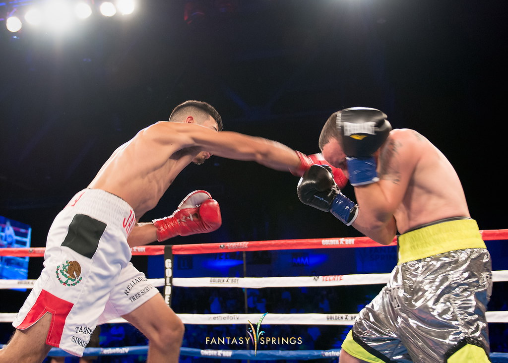 Golden Boy Boxing 9/30/16 Veteran lightweight Petr “Zar” P… Flickr