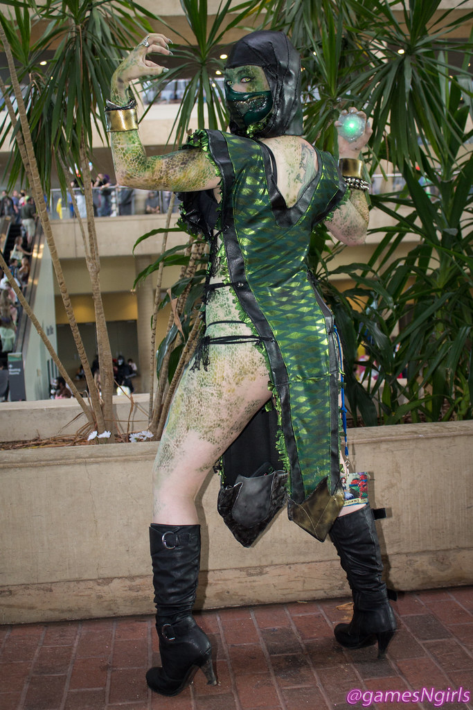 Reptile (Mortal Kombat) cosplay genderbend Genderbent cosp… Flickr